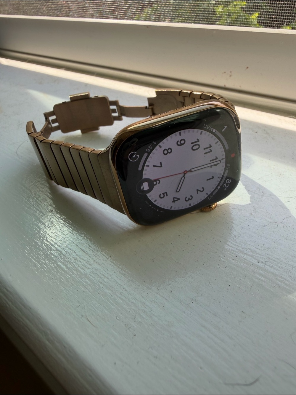 Apple Gold Titanium Smartwatch with Gold Link Bracelet 42mm